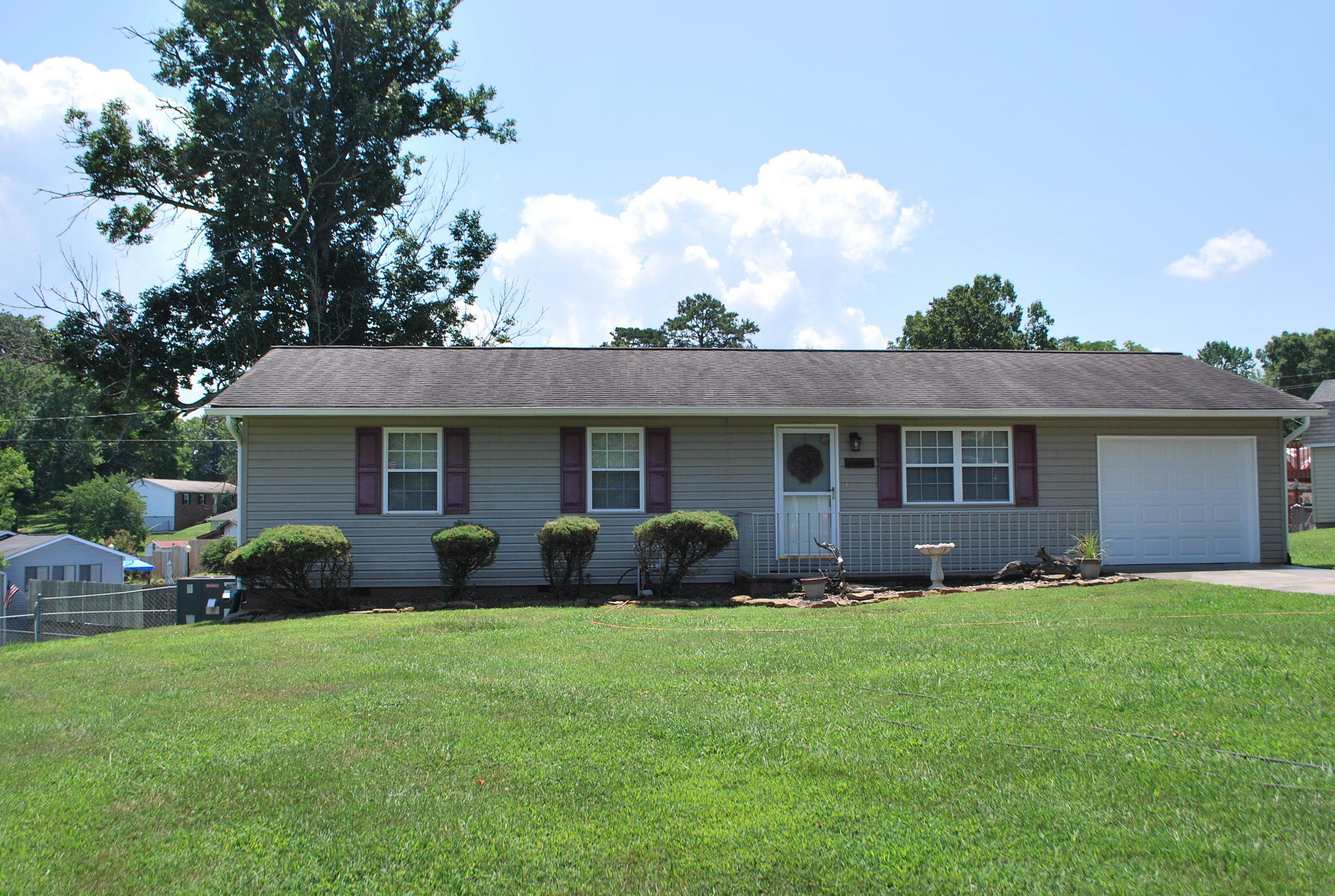 Property Photo:  517 Wildcat Lane  TN 37865 