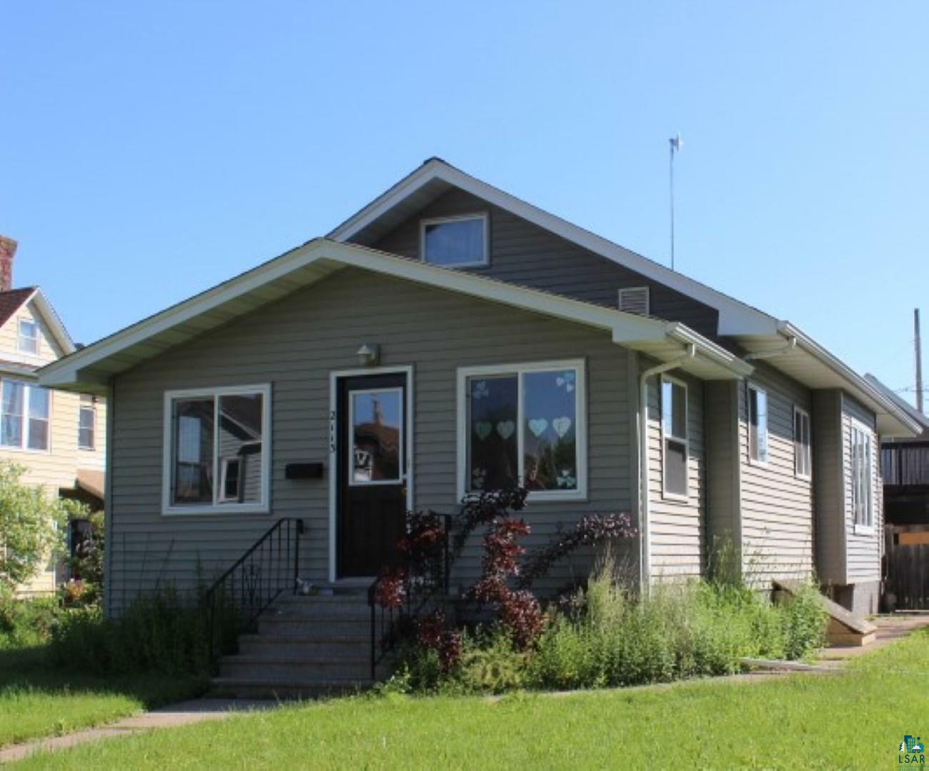 Property Photo:  2113 E 6th St  WI 54880 