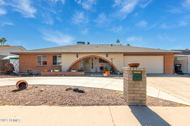 Property Photo:  4227 W Redfield Road  AZ 85053 