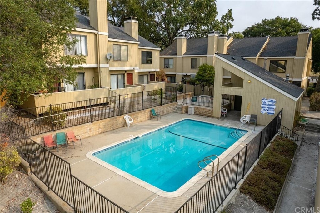 Property Photo:  3750 El Camino Real F3  CA 93422 
