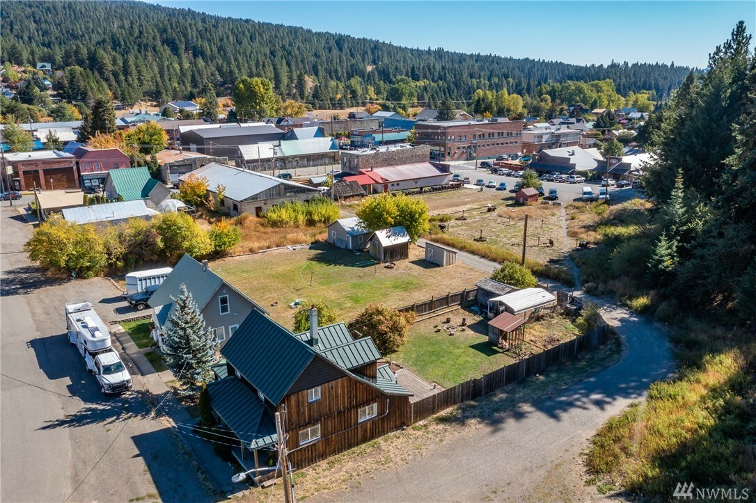 Property Photo: 210 W Washington Ave WA 98941