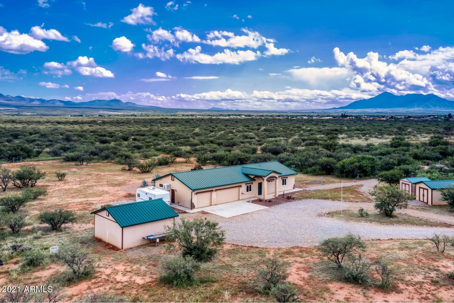 Property Photo: 10153 E Chippewa Street AZ 85615