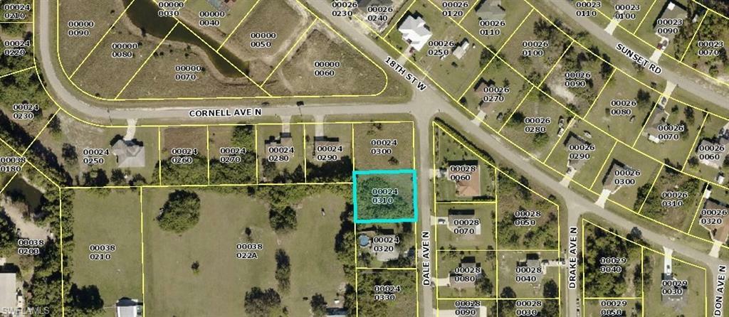 Property Photo:  1709 Dale Avenue  FL 33971 