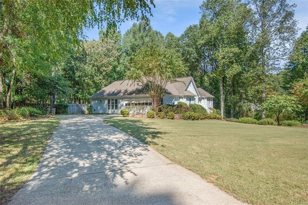 Property Photo: 4435 Alex Avenue GA 30040
