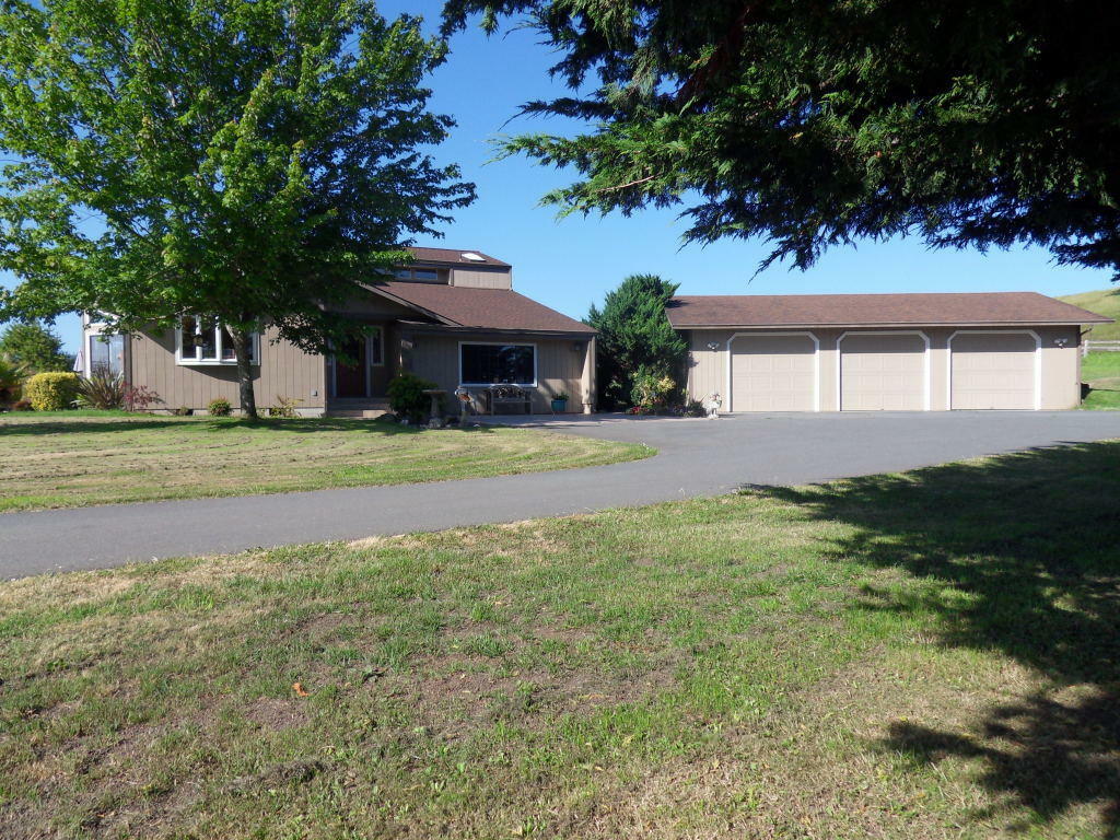 Property Photo:  3510 Rocky Lane  CA 95547 