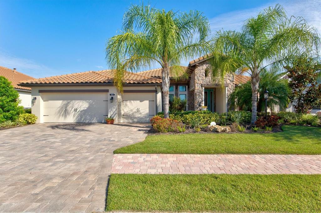 Property Photo: 16621 Berwick Terrace FL 34202