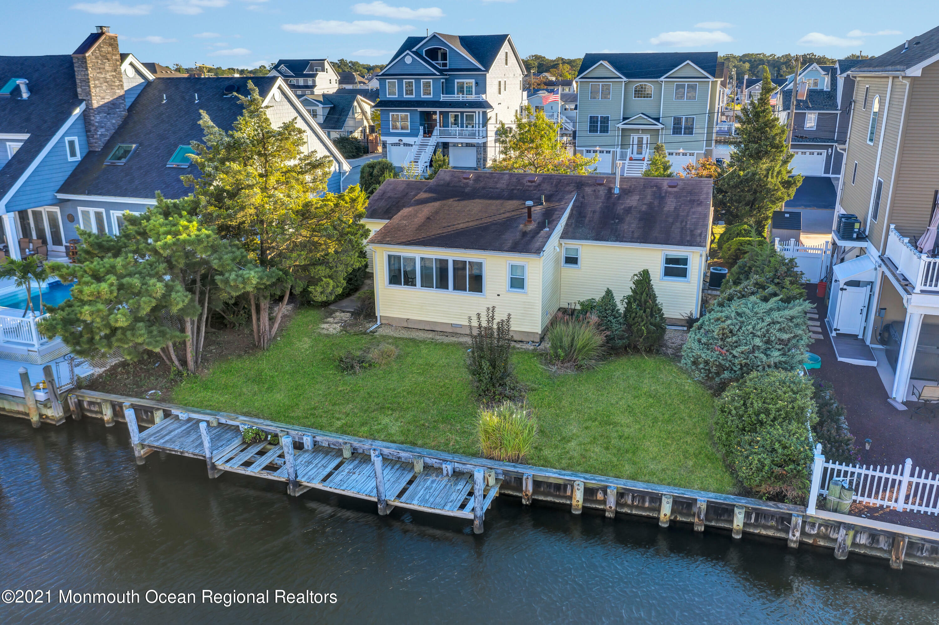 Property Photo: 1838 Compass Court NJ 08753