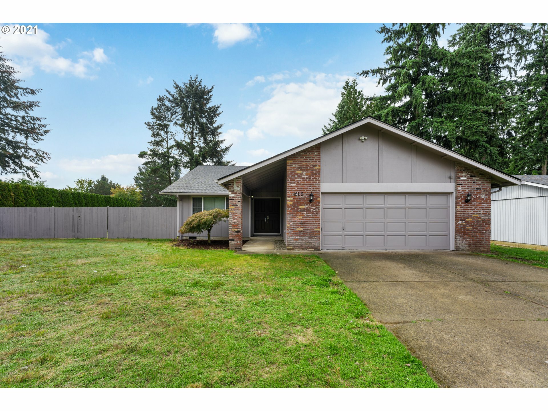 Property Photo:  15115 NE 5th St  WA 98684 