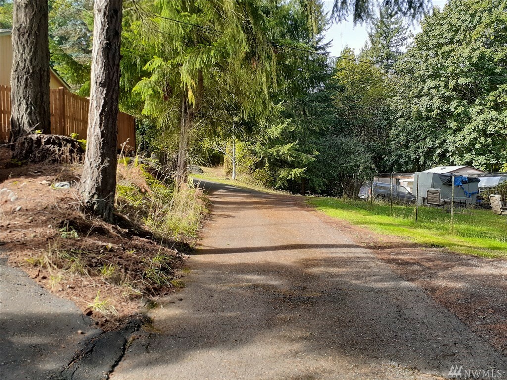 Property Photo:  1290 Lilac Lane  WA 98312 