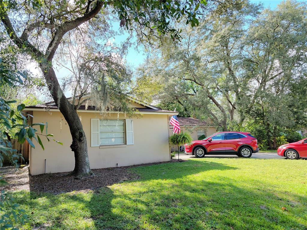 Property Photo:  152 Essex Drive  FL 32779 