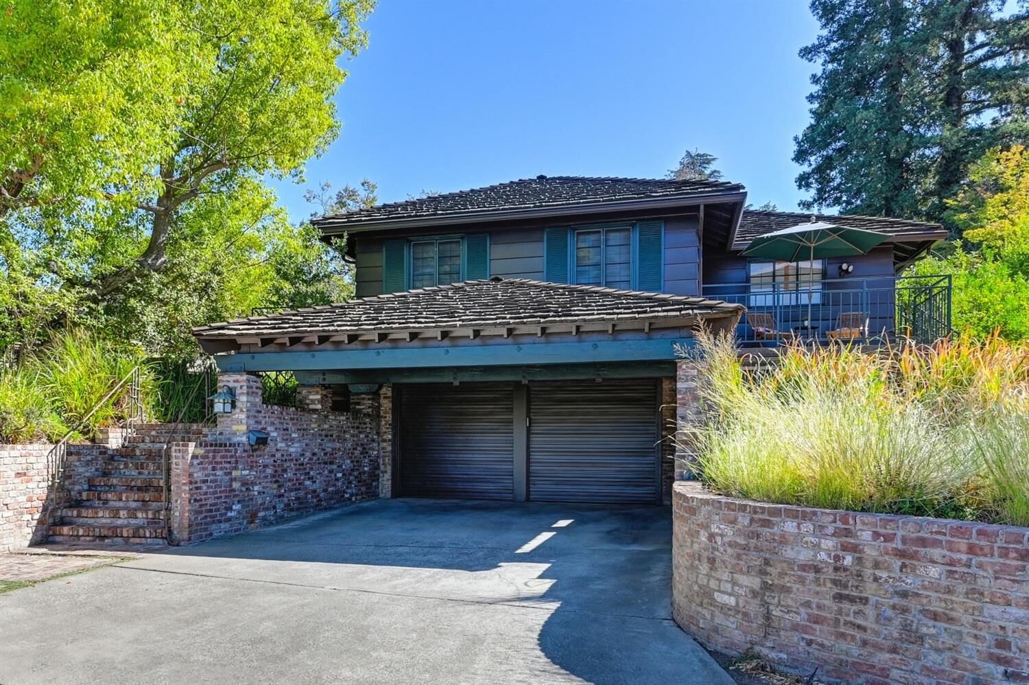 Property Photo: 4421 Moss Drive CA 95822