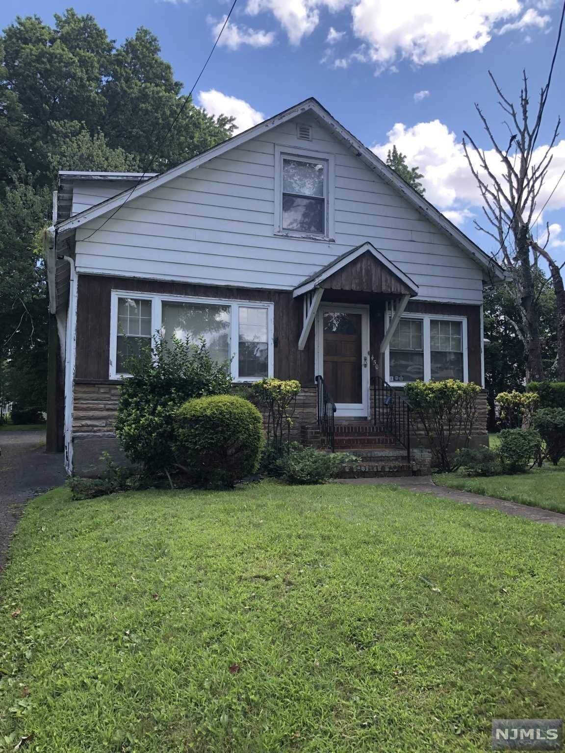 Property Photo: 450 Riverview Drive NJ 07512