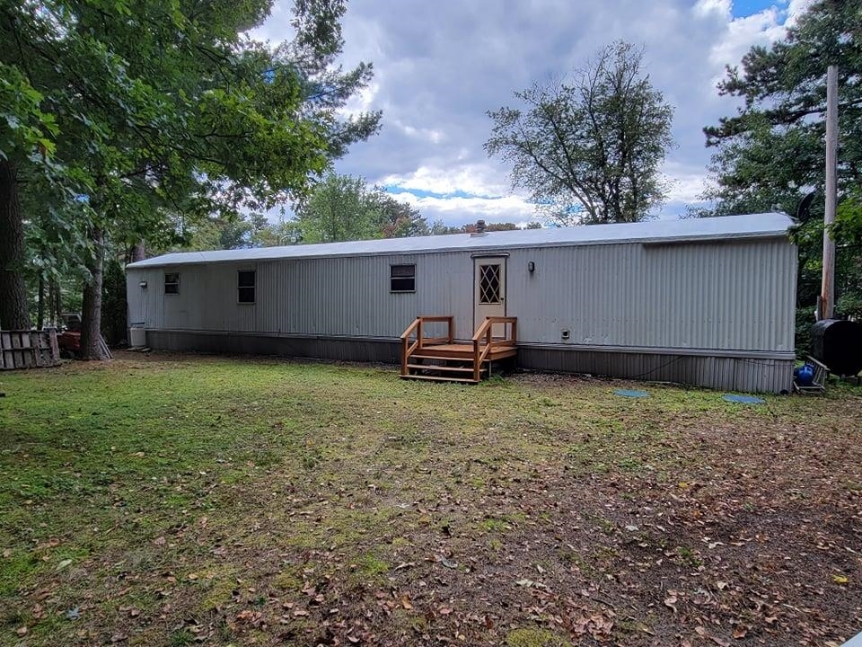 Property Photo:  464 Boston Post Road 36  NH 03031 