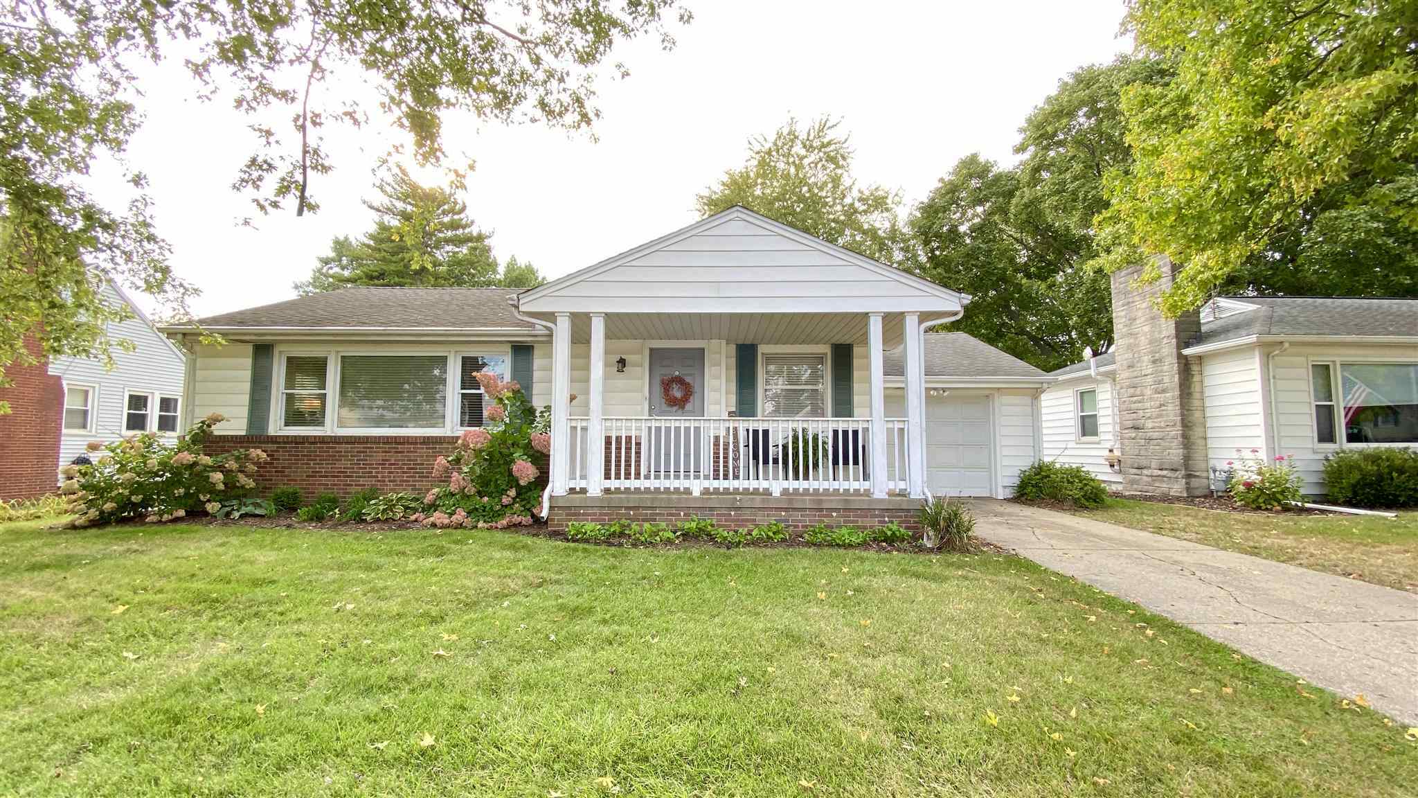 Property Photo:  3125 N Linnhill  IL 61614 