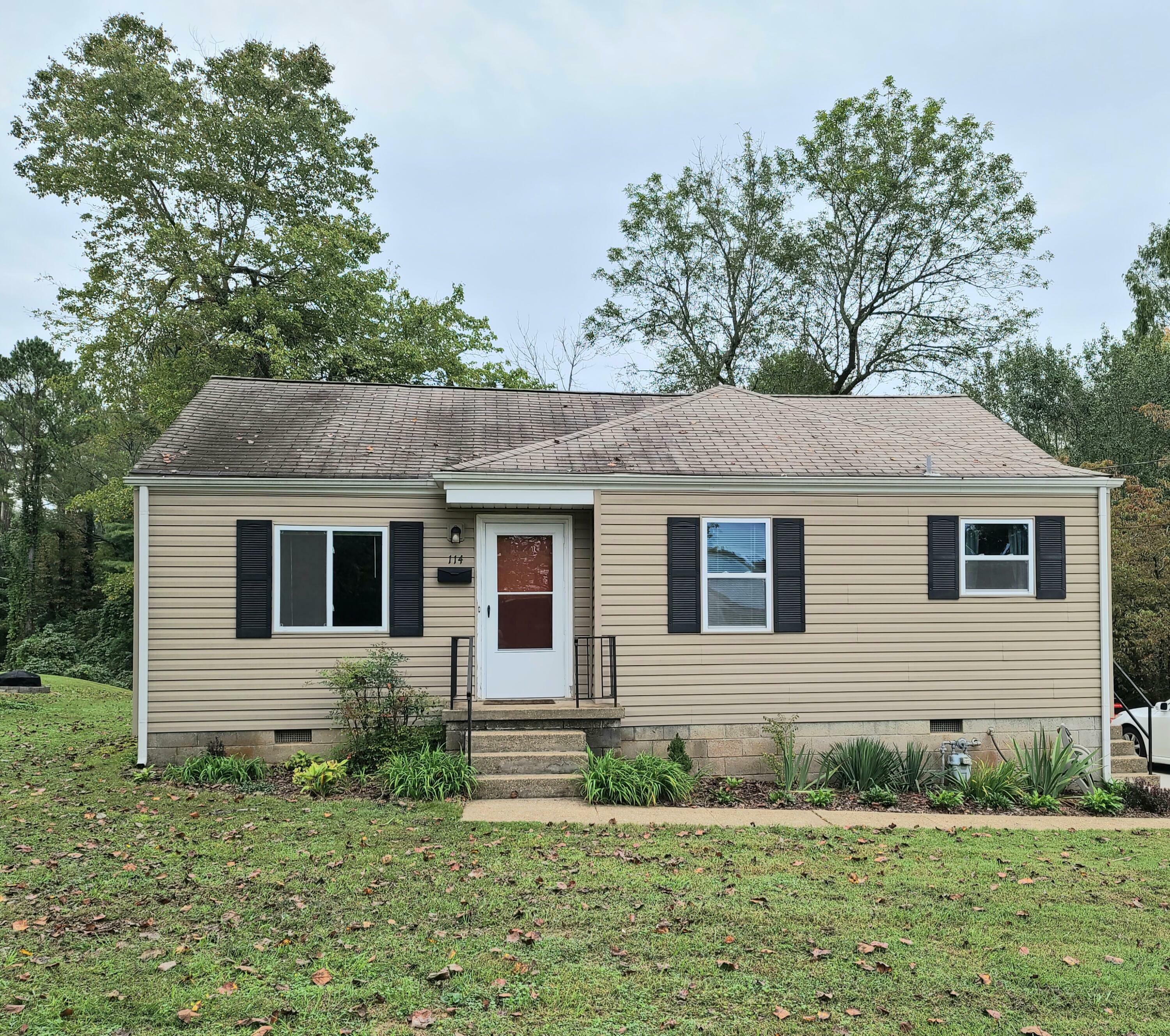 Property Photo:  114 Salem Rd  TN 37830 