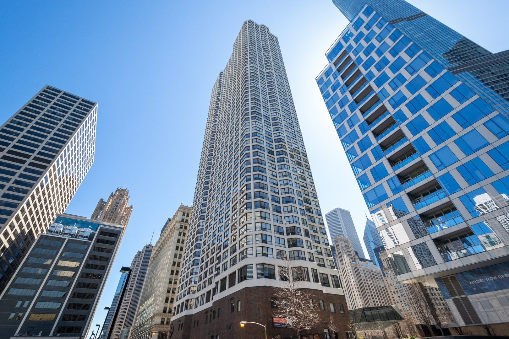 Property Photo: 405 N Wabash Avenue 2115 IL 60611