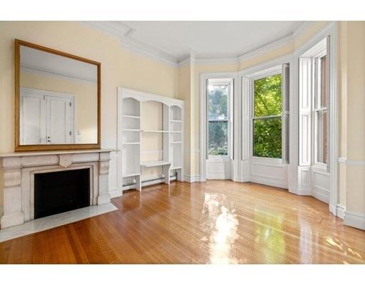 Property Photo:  29 Marlborough St 3  MA 02116 