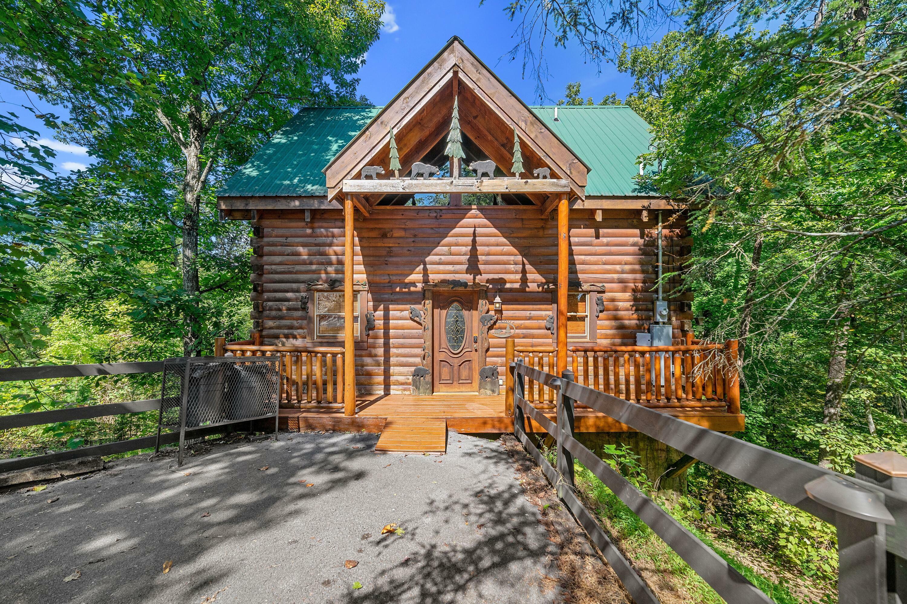 Property Photo: 2860 Pine Haven Drive Drive TN 37862