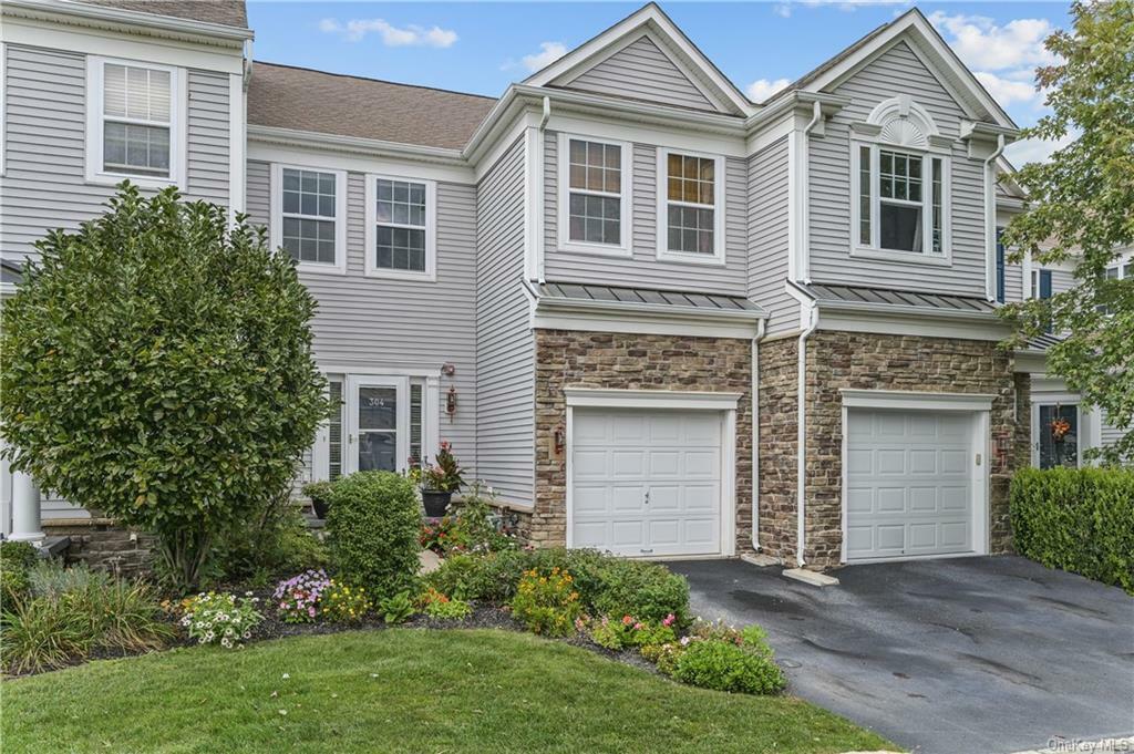 Property Photo: 5 Bainbridge Place 304 NY 12550