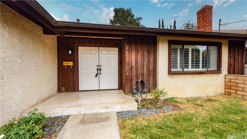 Property Photo:  2995 Margaret Drive  CA 91107 