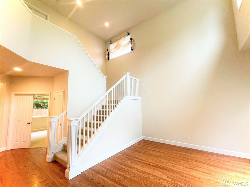 Property Photo: 1027 272nd Place SE WA 98075