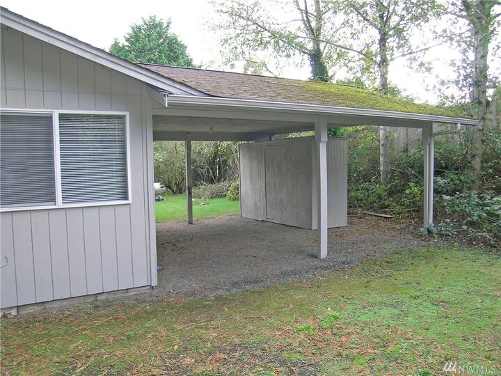 Property Photo: 1118 27th St WA 98225