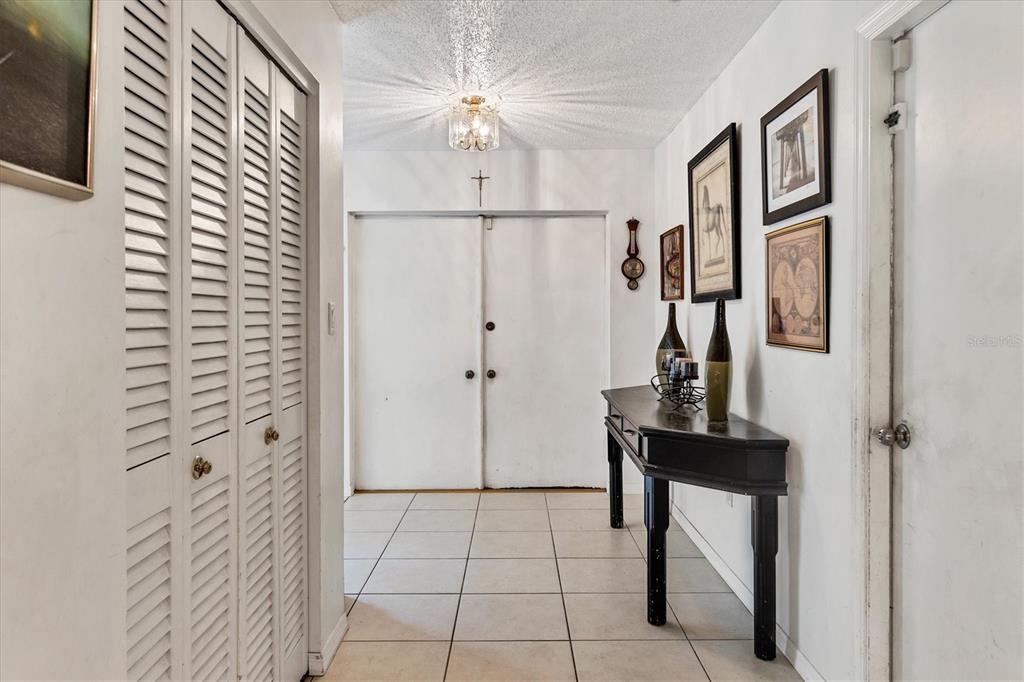 Property Photo: 1119 Magellan Drive FL 34243