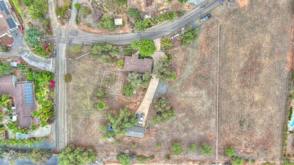 Property Photo: 588 Estrelita Drive CA 92084
