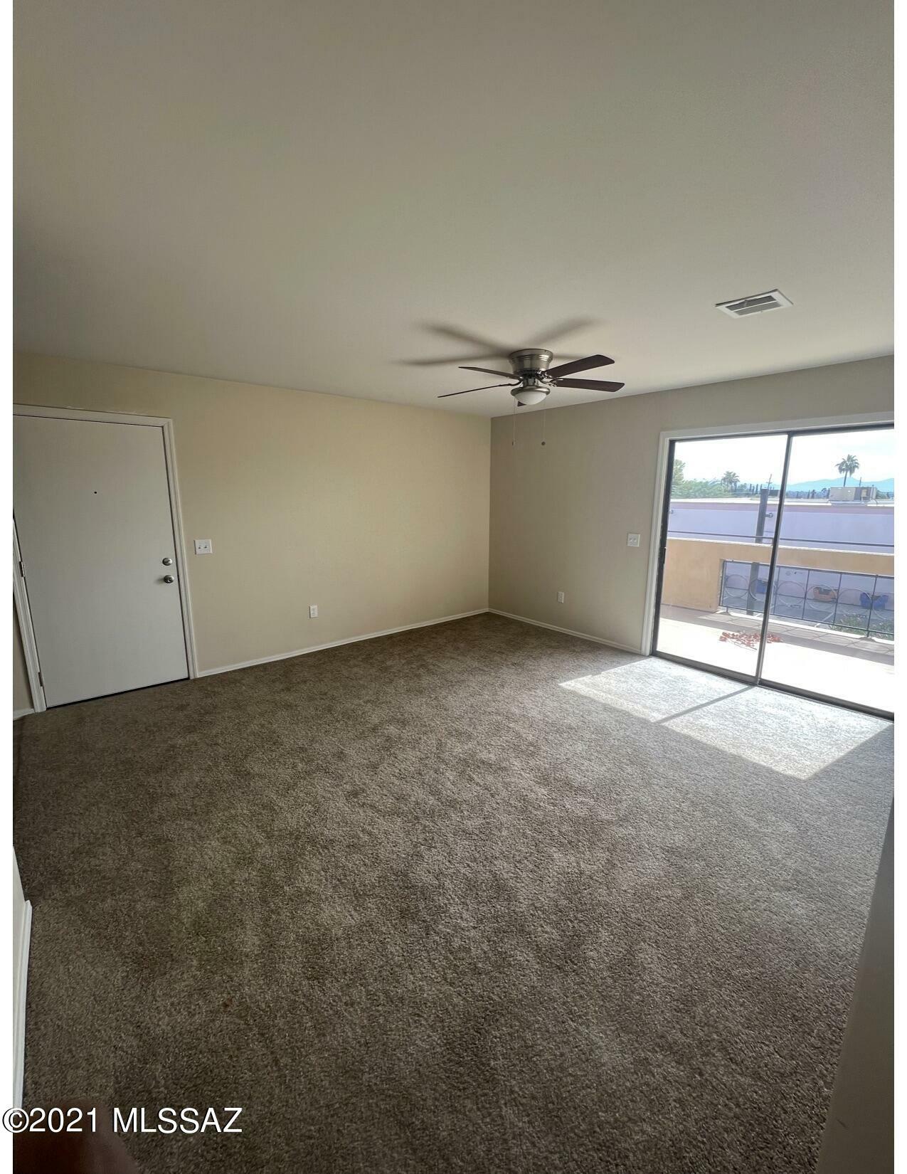 Property Photo:  6301 N Barcelona Court 1012  AZ 85704 