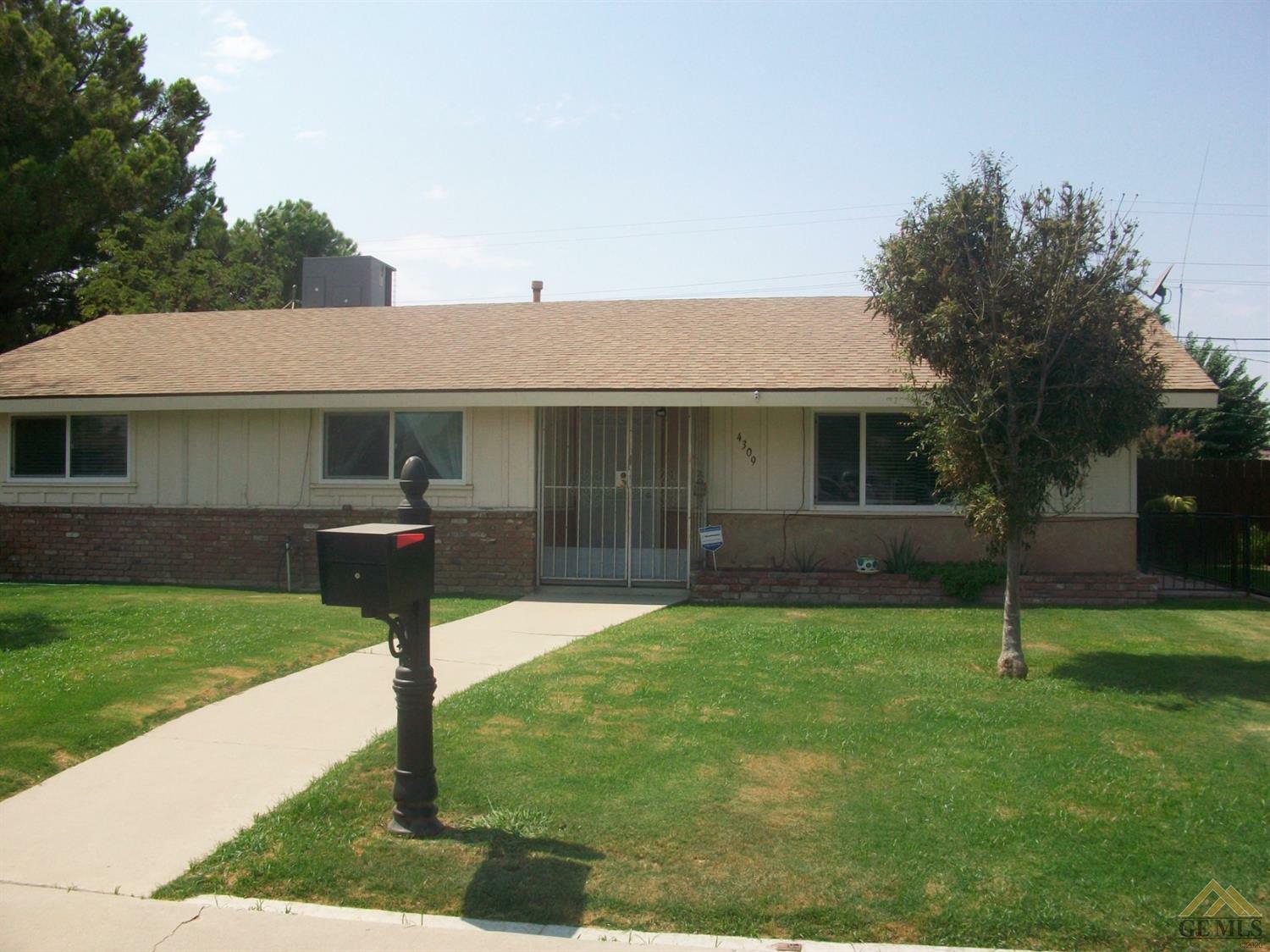 Property Photo:  4309 Monitor Street  CA 93307 