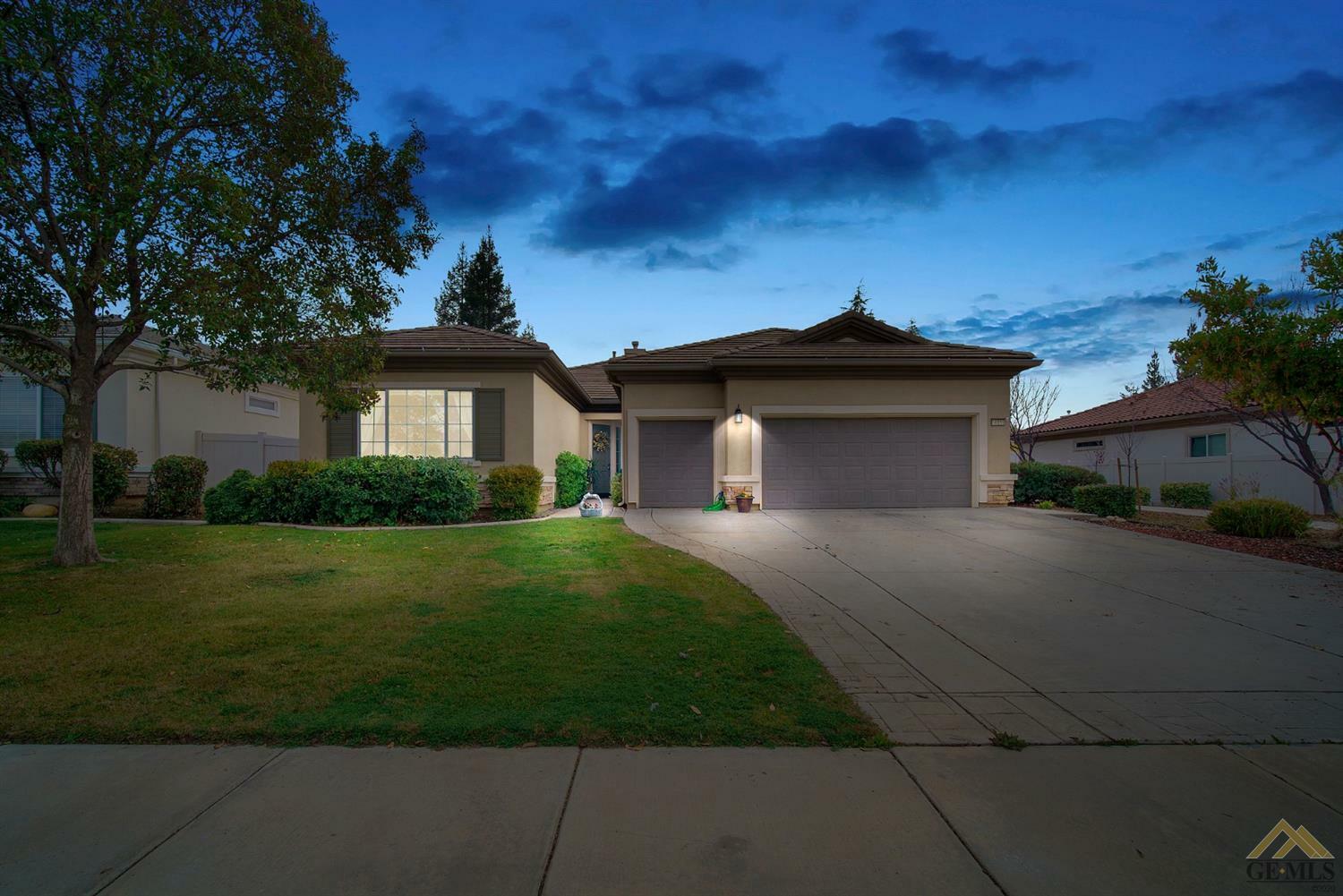 14311 Talon Grove Drive  Bakersfield CA 93306 photo