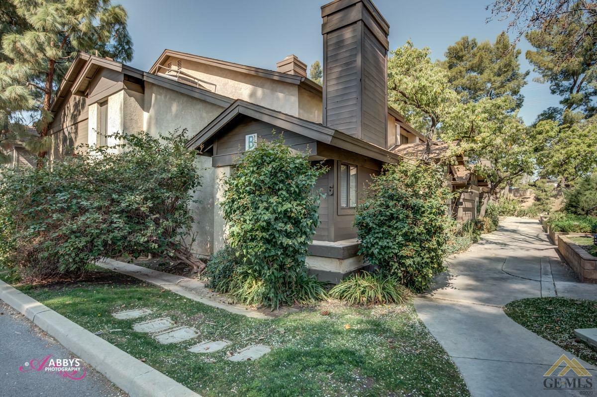 Property Photo:  3301 Columbus Street 7  CA 93306 