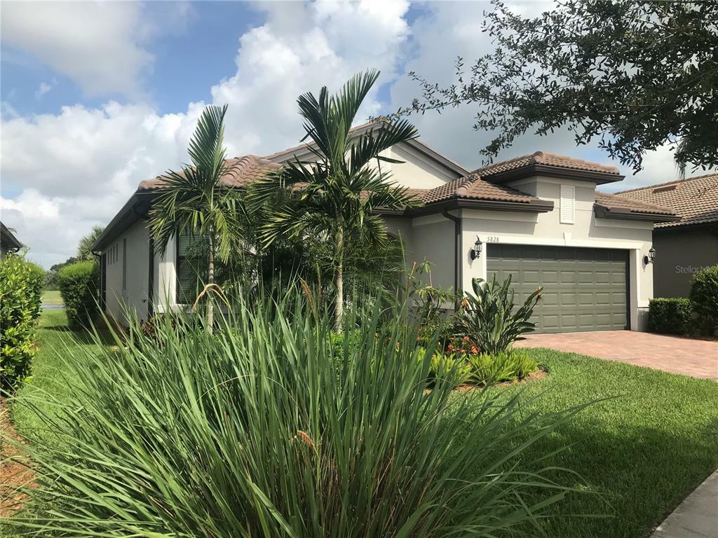 Property Photo:  5828 Willow Marsh Court  FL 34238 