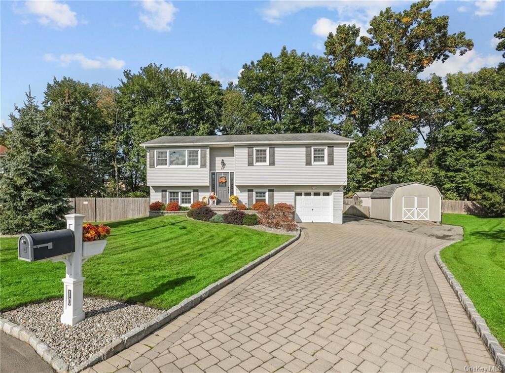 Property Photo: 10 Castle Court NY 10984