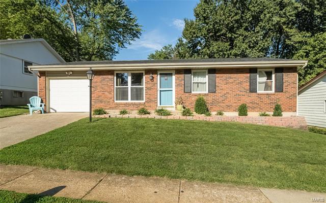 Property Photo: 4321 Martyridge 63129