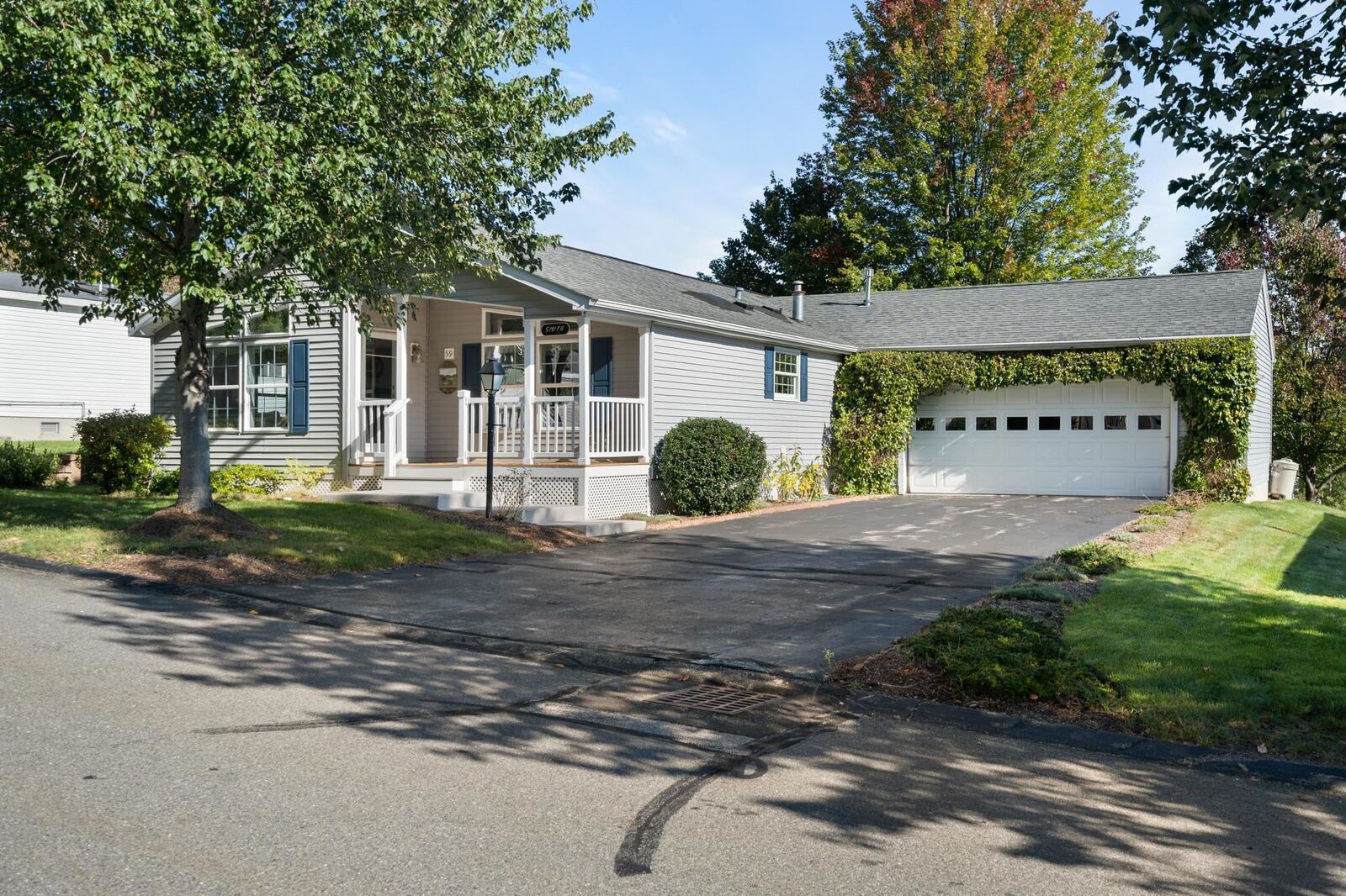 Property Photo: 59 Victorian Way NH 03104