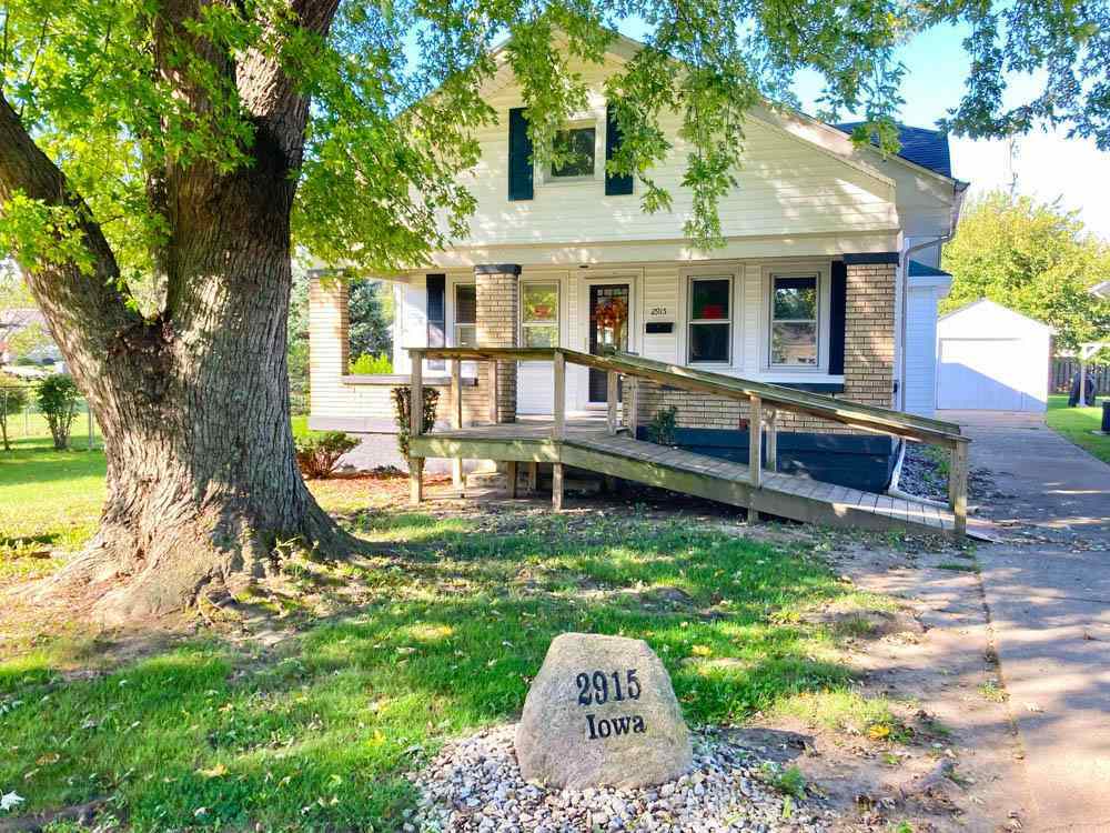 Property Photo:  2915 Iowa Avenue  IN 47331 