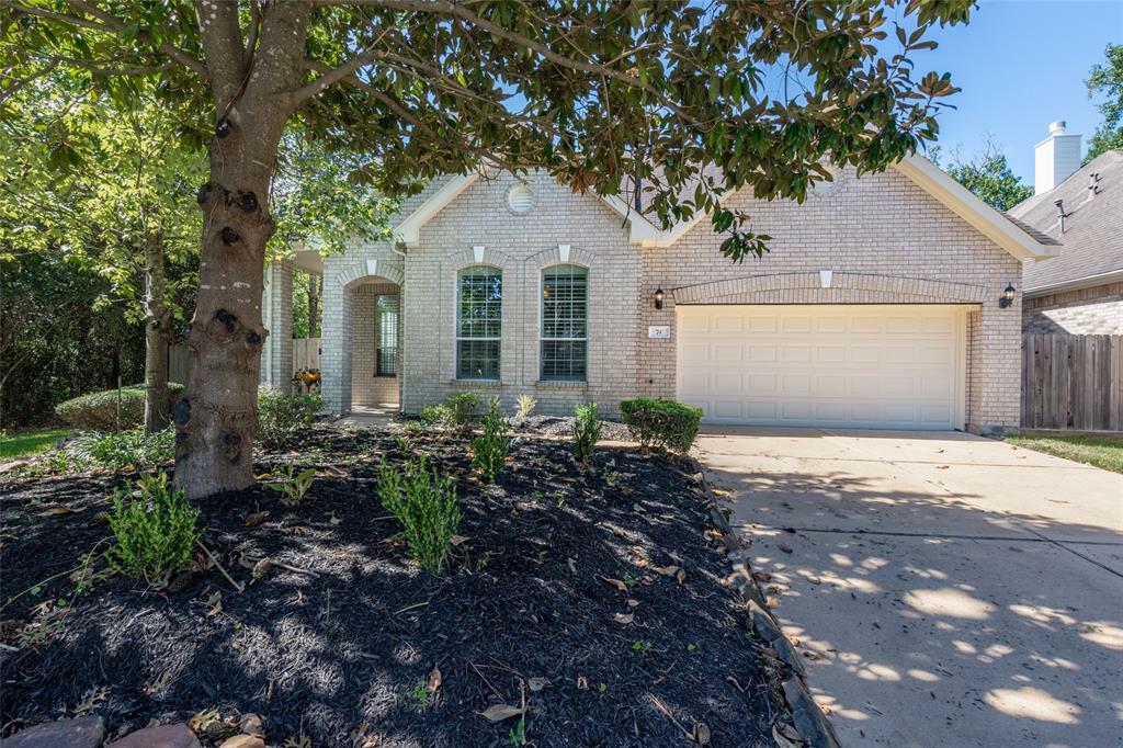 Property Photo:  74 E Victory Lake Drive  TX 77384 