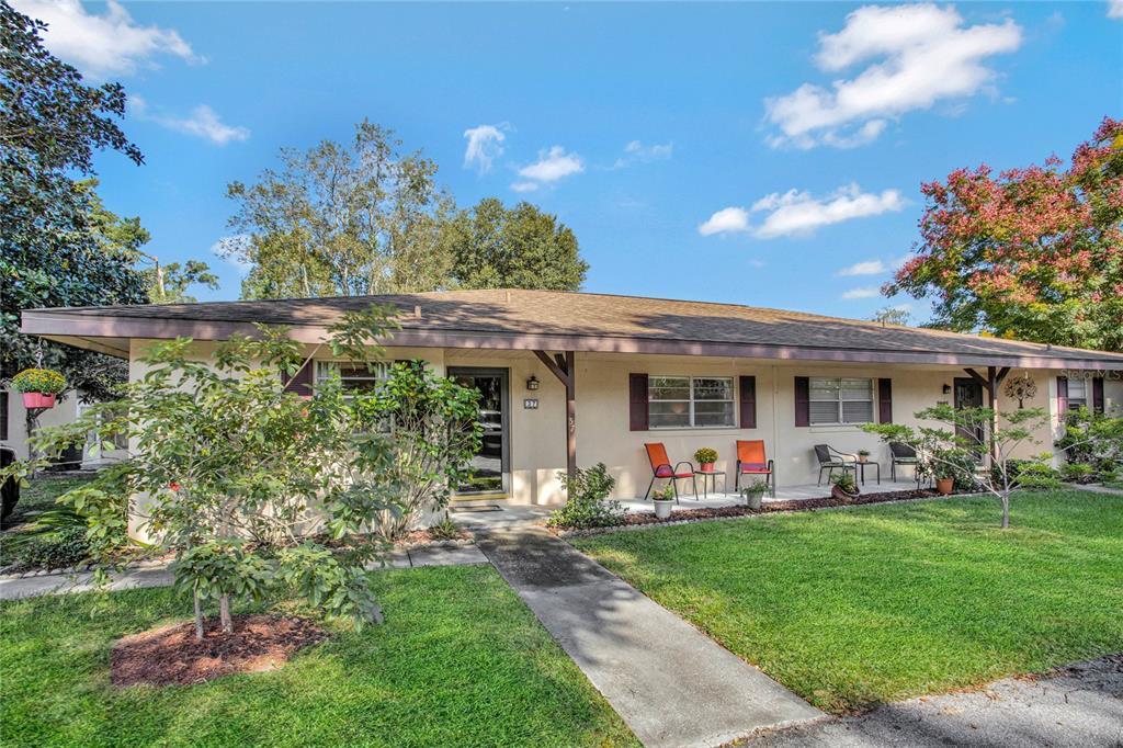 Property Photo: 37 Villa Villar Court 370 FL 32724