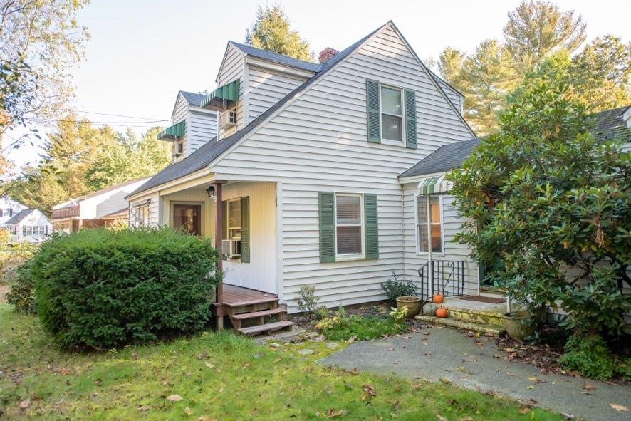 Property Photo:  103 Lawrence Road  NH 03079 