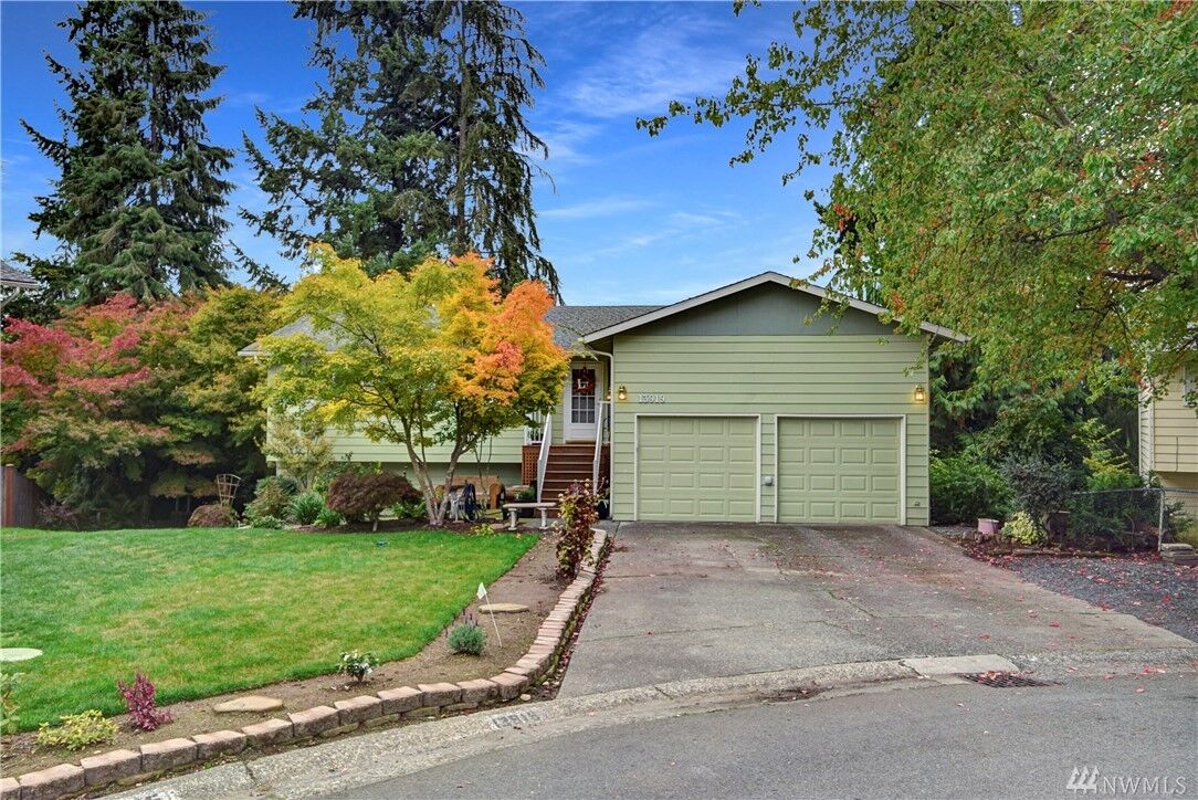 Property Photo: 13919 Silver Firs Dr WA 98208