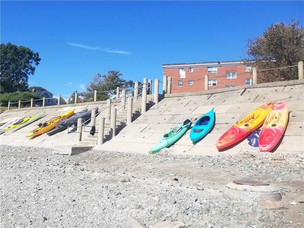 Property Photo:  181 Melba Street 125  CT 06460 