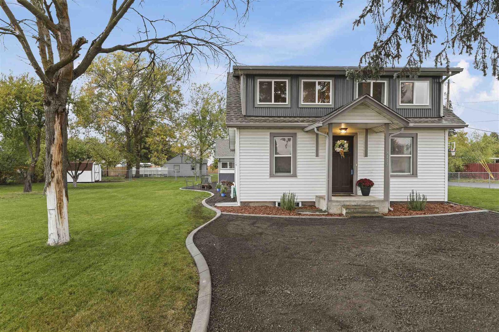 Property Photo: 8417 E Euclid Ave WA 99212