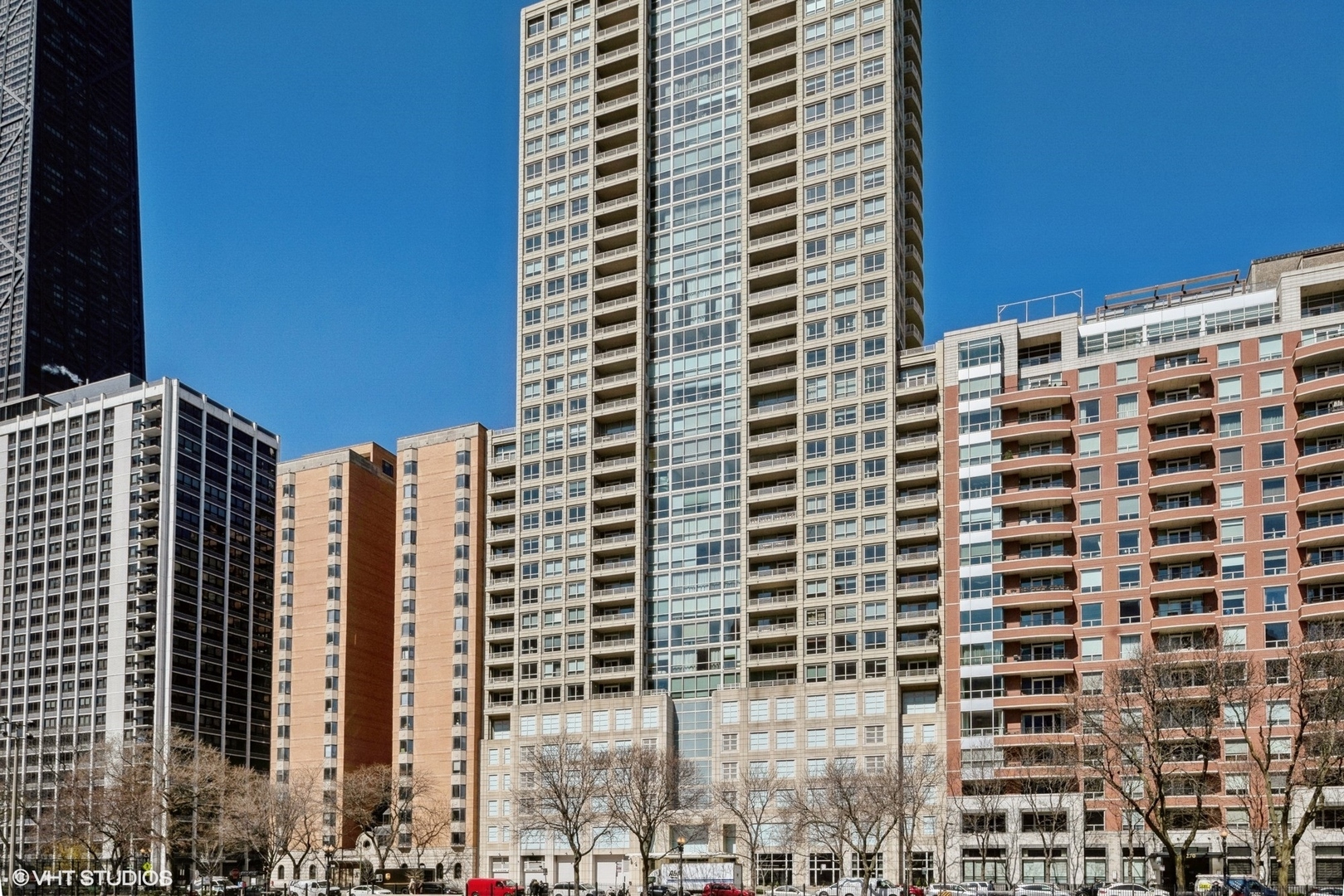 Property Photo:  250 E Pearson Street 2106  IL 60611 