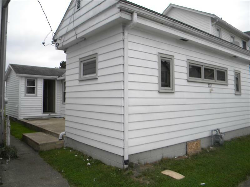 Property Photo:  222 Loyalhanna Ave  PA 15650 