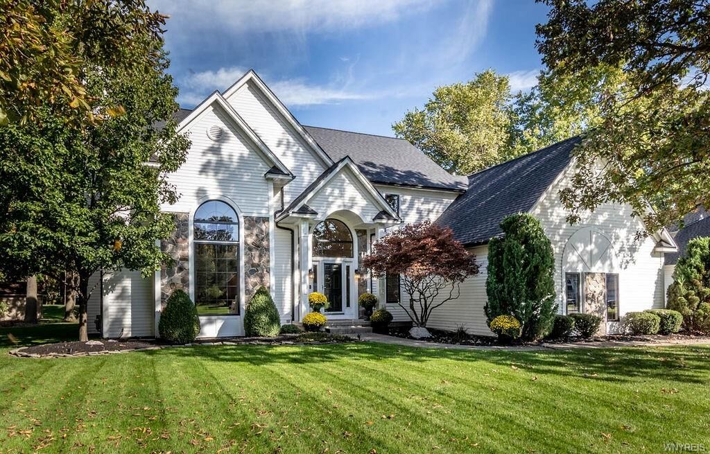 Property Photo:  145 Deerwood Lane  NY 14072 