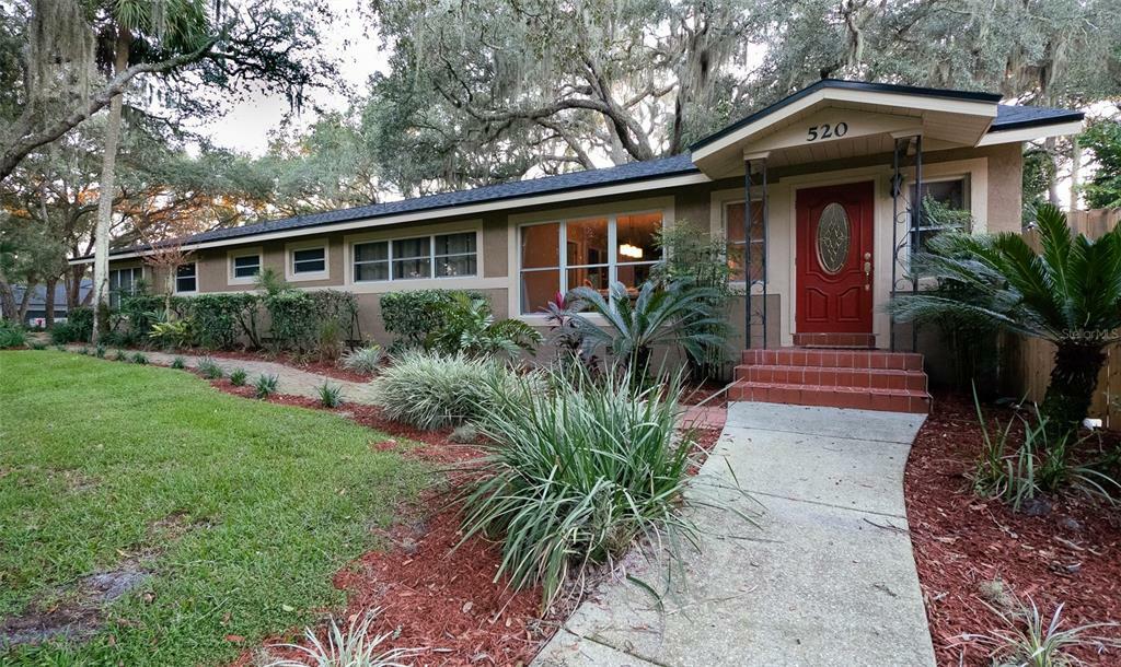 Property Photo:  520 Webster Street  FL 32746 