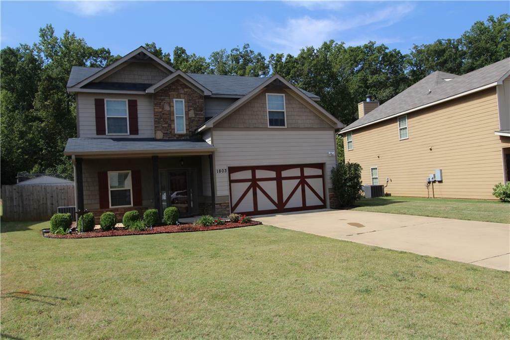 Property Photo:  1803 Creekstone Drive  AL 36804 