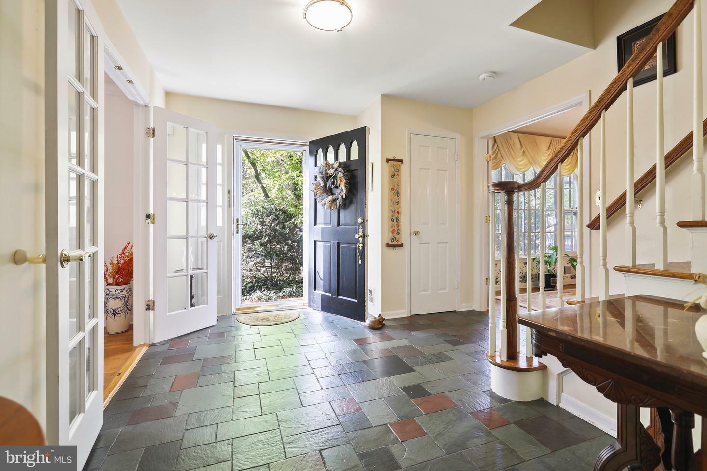 Property Photo: 2 Greene Court NJ 08550