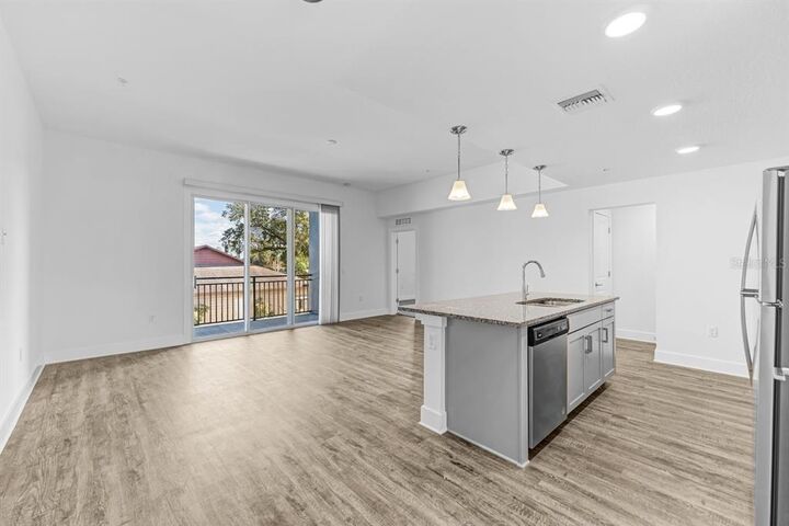 Property Photo:  5205 Eggleston Avenue 206  FL 32810 